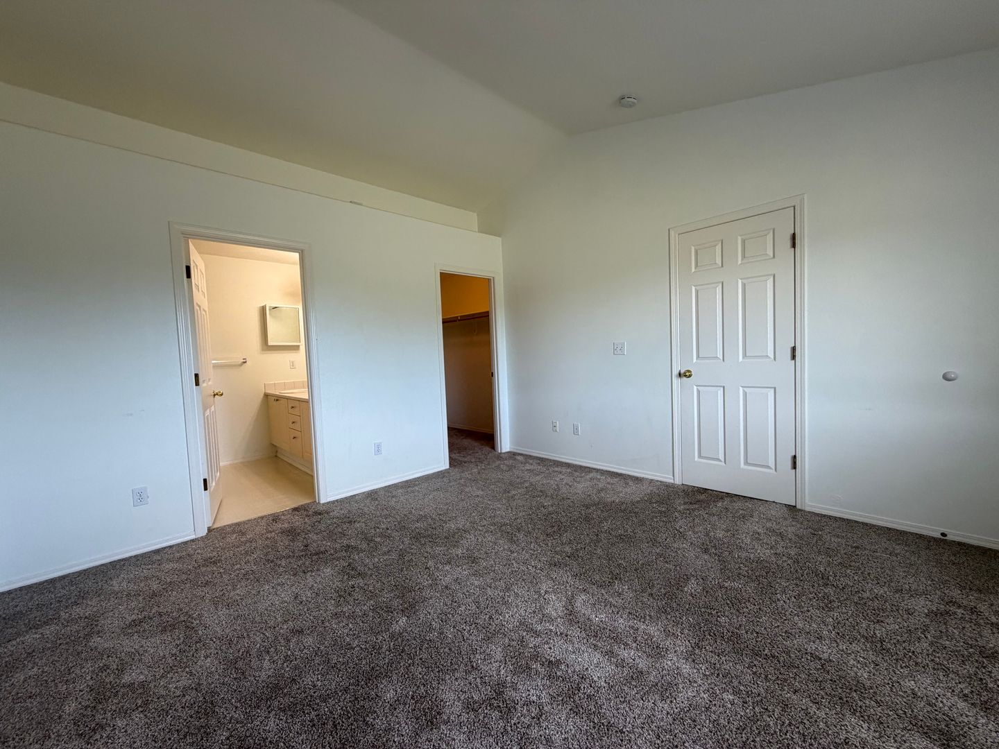 14110 SE Summerfield Loop - Happy Valley - Oregon - 3 bed, 2.5 bath rental property