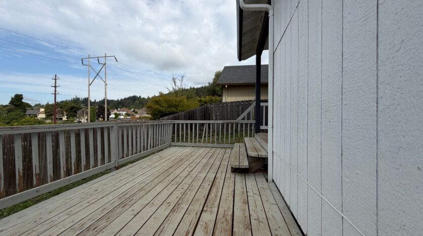 14110 SE Summerfield Loop - Happy Valley - Oregon - 3 bed, 2.5 bath rental property