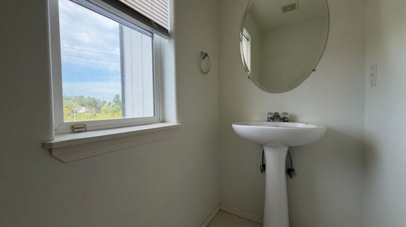 14110 SE Summerfield Loop - Happy Valley - Oregon - 3 bed, 2.5 bath rental property