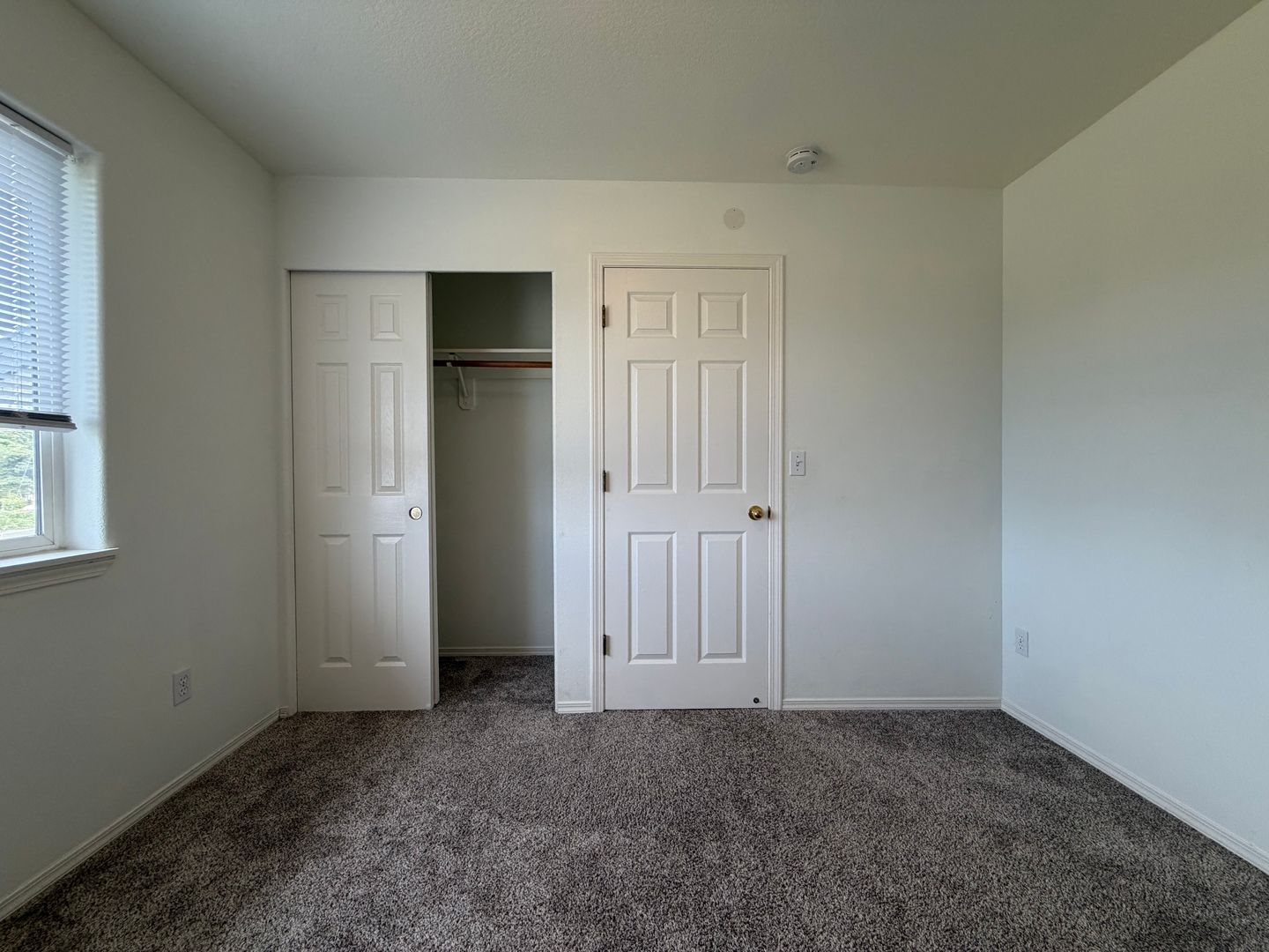 14110 SE Summerfield Loop - Happy Valley - Oregon - 3 bed, 2.5 bath rental property