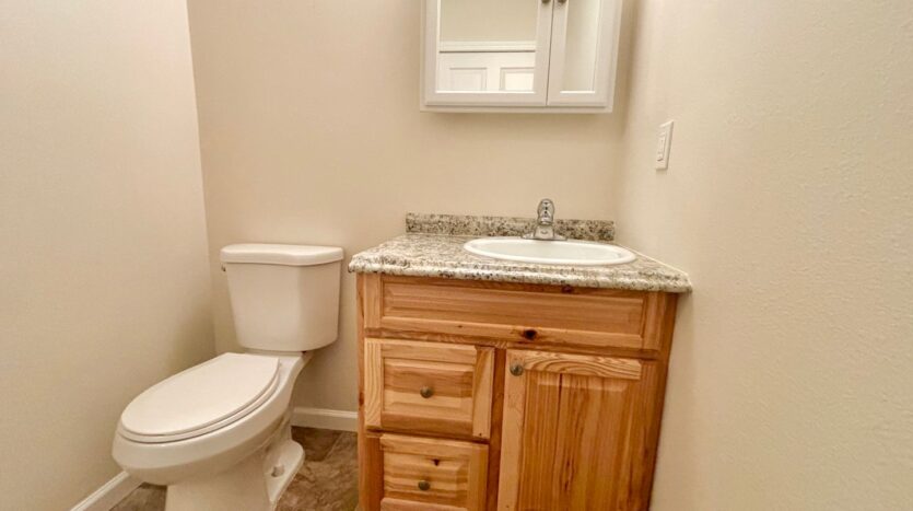 161 E Tall Fir Court #A - Sisters - Oregon - 1 bed, 1 bath rental property