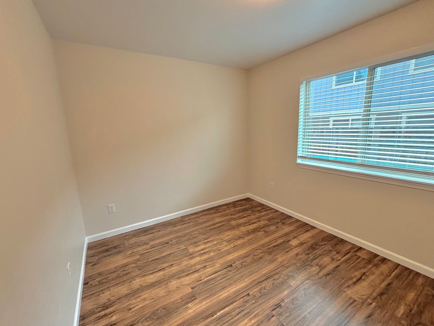 161 E Tall Fir Court #A - Sisters - Oregon - 1 bed, 1 bath rental property