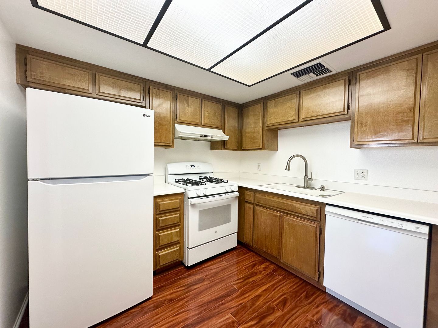 1631 S Cerritos Drive - Palm Springs - California - 2 bed, 2 bath rental property