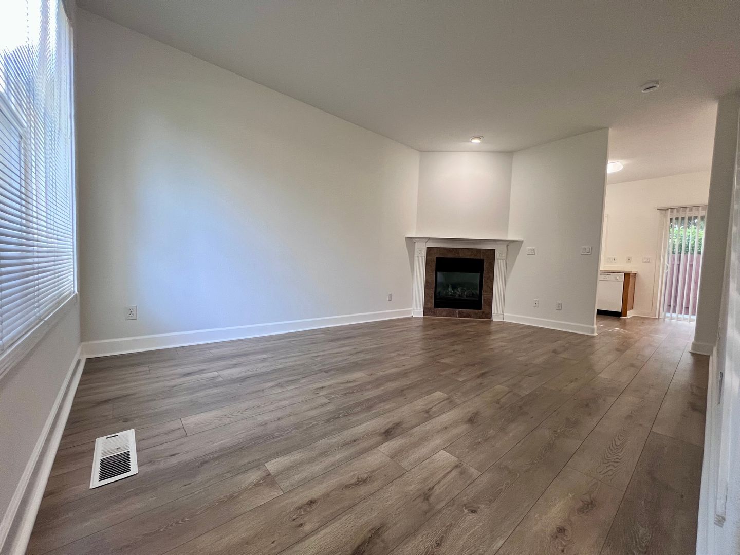 16739 NE Halsey St. - Portland - Oregon - 3 bed, 2.5 bath rental property