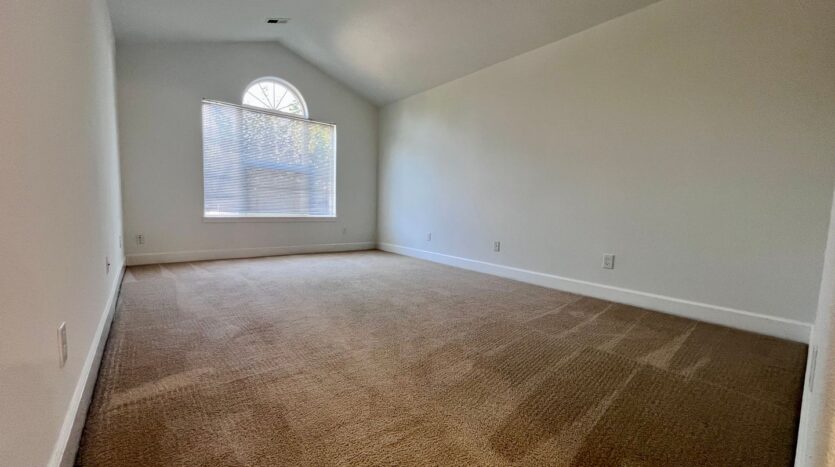 16739 NE Halsey St. - Portland - Oregon - 3 bed, 2.5 bath rental property