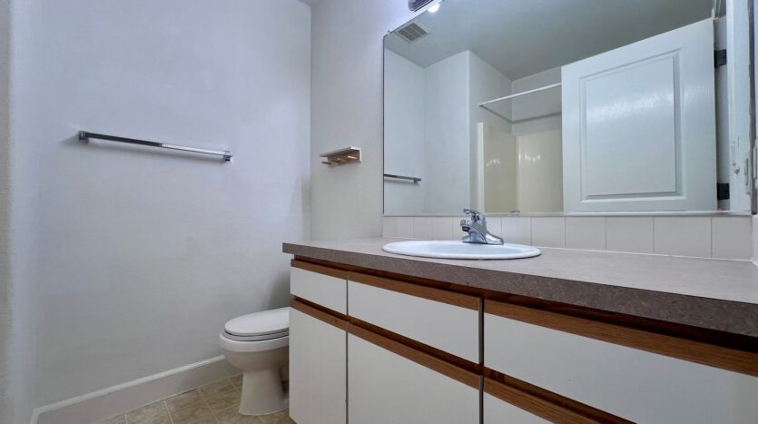 16739 NE Halsey St. - Portland - Oregon - 3 bed, 2.5 bath rental property