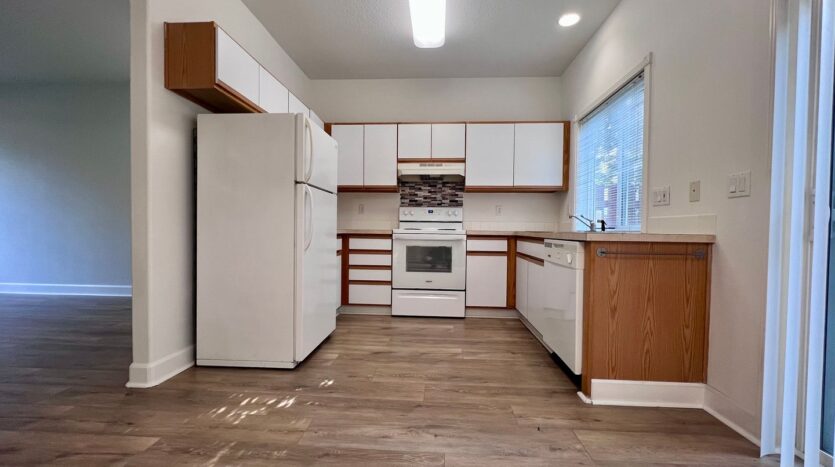 16739 NE Halsey St. - Portland - Oregon - 3 bed, 2.5 bath rental property