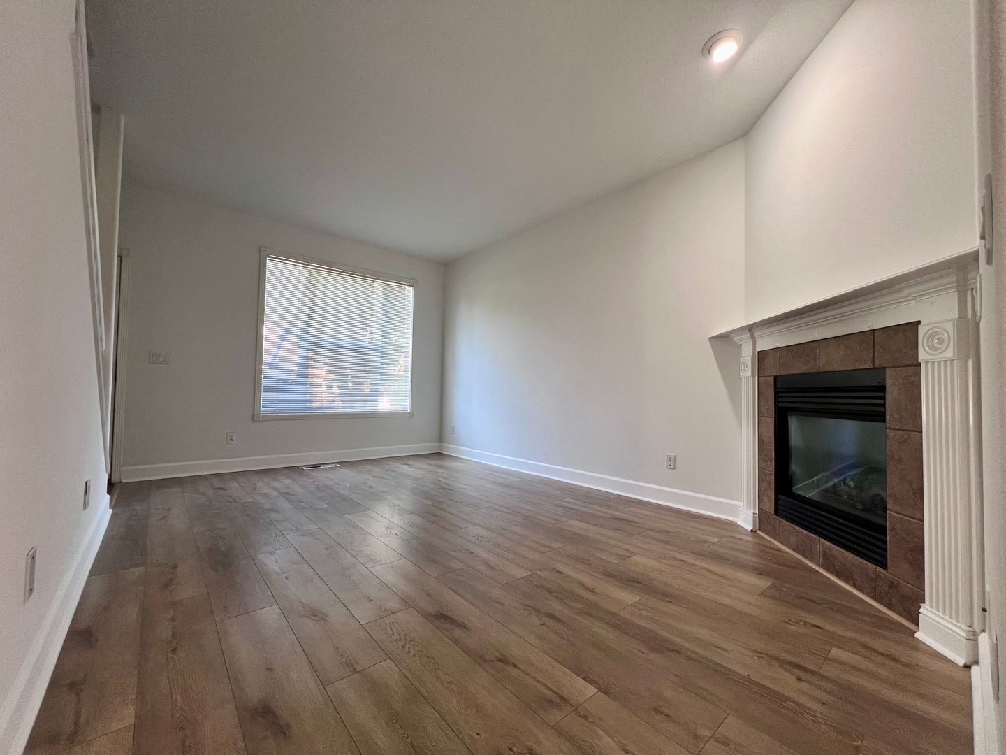 16739 NE Halsey St. - Portland - Oregon - 3 bed, 2.5 bath rental property