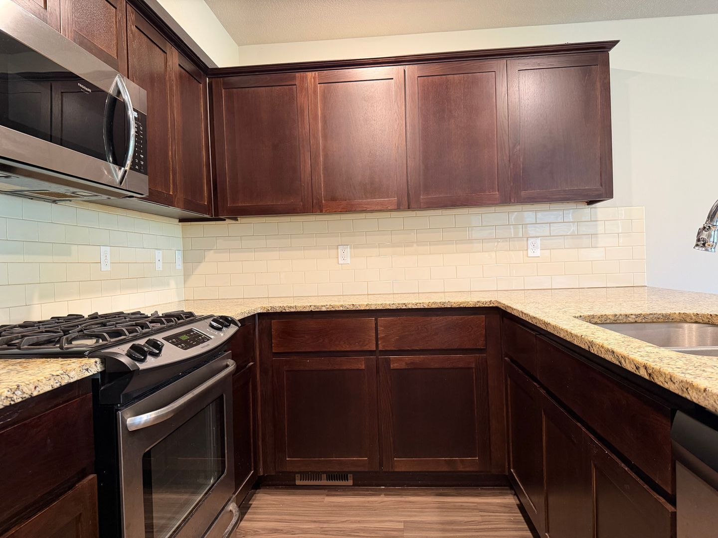 16825 Chula Vista Ave. - Sandy - Oregon - 3 bed, 3 bath rental property