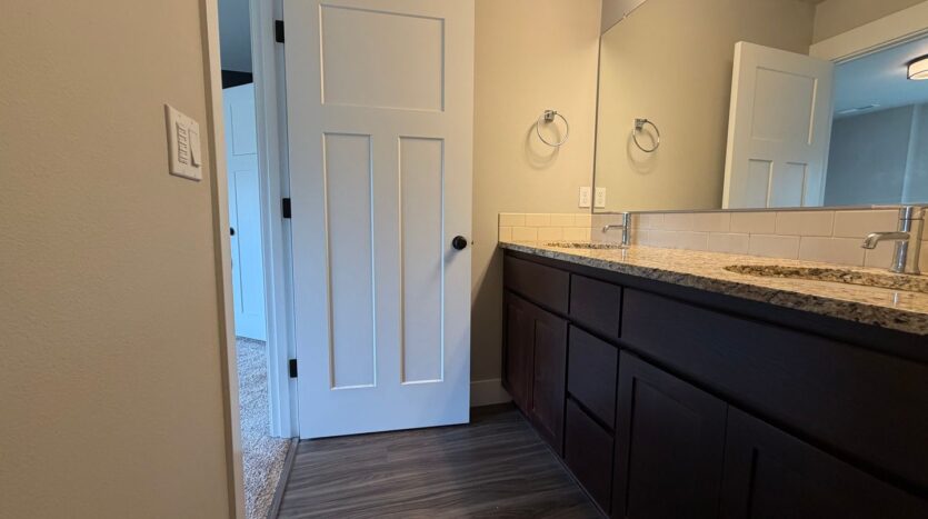 16825 Chula Vista Ave. - Sandy - Oregon - 3 bed, 3 bath rental property