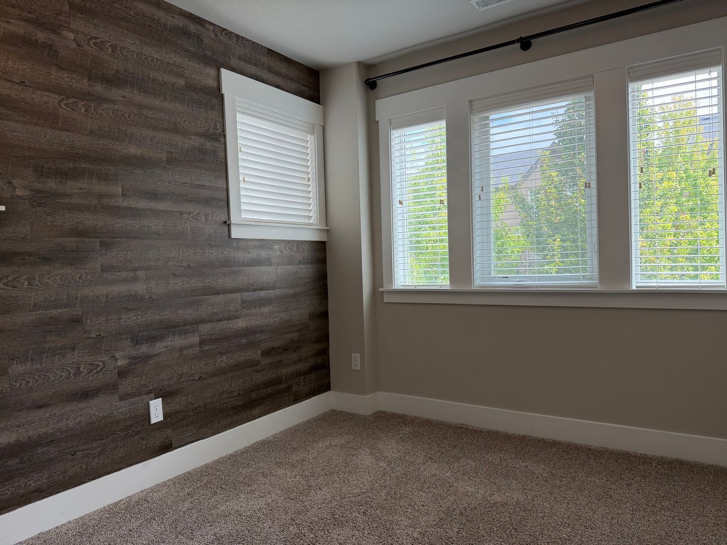 16825 Chula Vista Ave. - Sandy - Oregon - 3 bed, 3 bath rental property