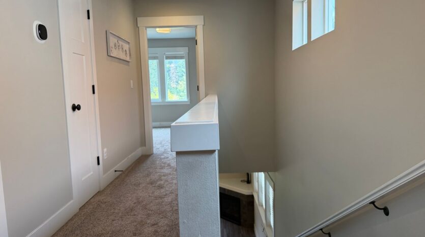 16825 Chula Vista Ave. - Sandy - Oregon - 3 bed, 3 bath rental property