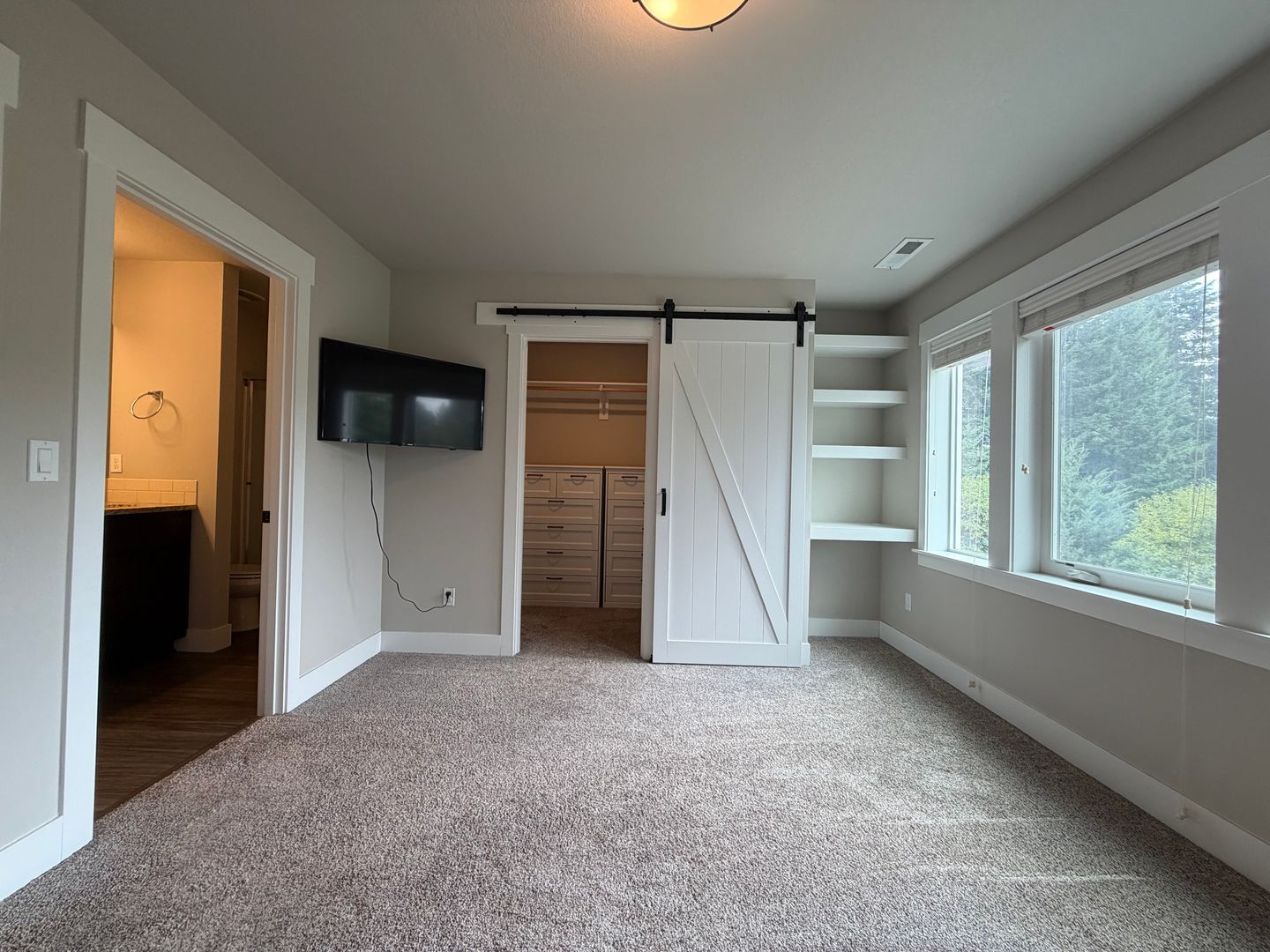16825 Chula Vista Ave. - Sandy - Oregon - 3 bed, 3 bath rental property