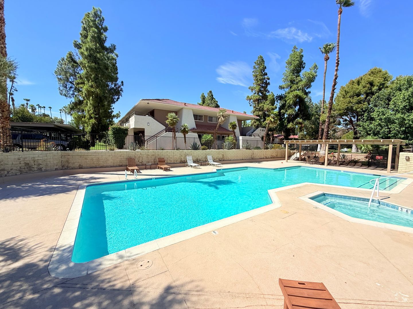 2857 N. Los Felices Rd Unit #116 - Palm Springs - California - 1 bed, 1 bath rental property