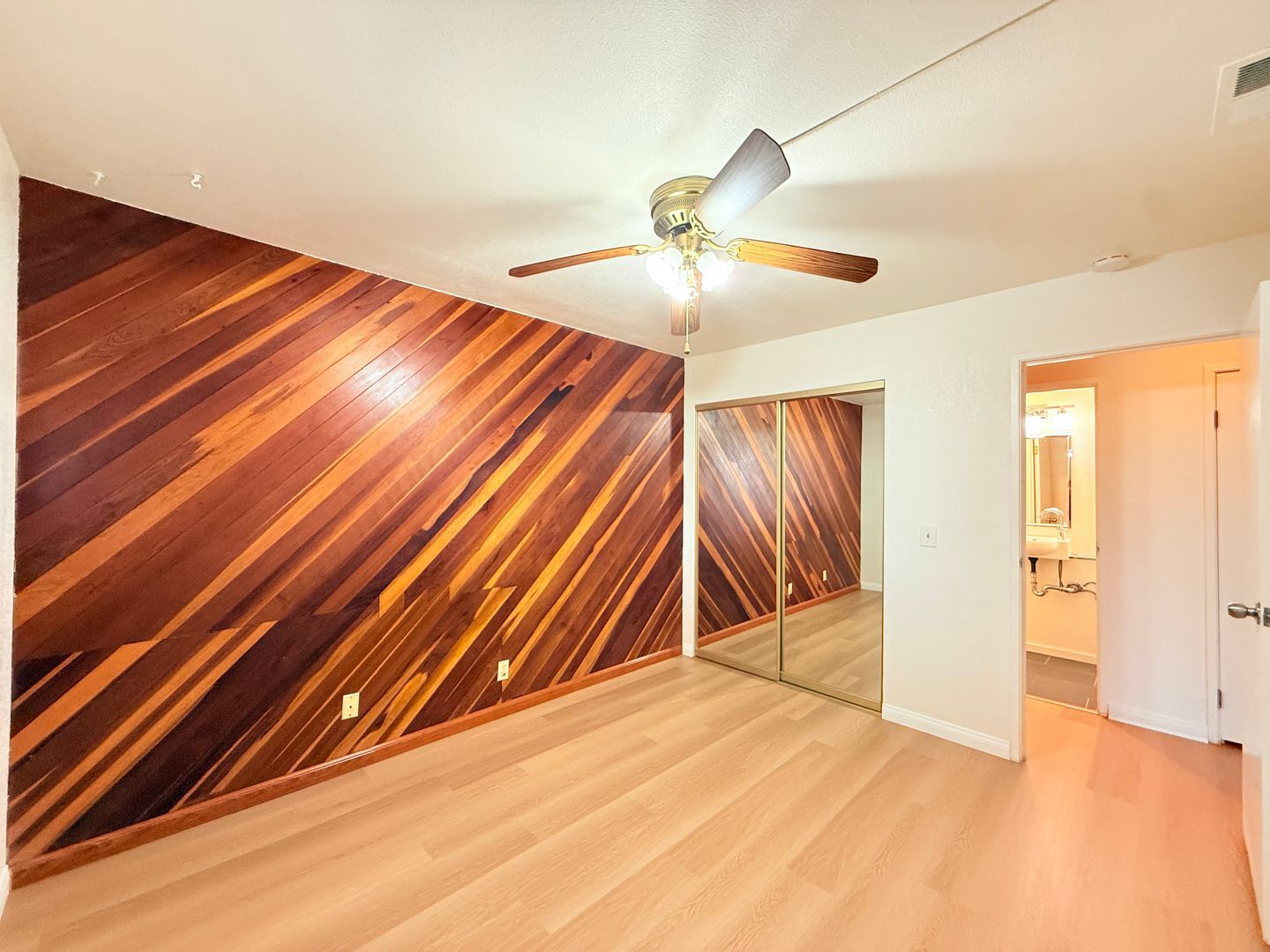 2857 N. Los Felices Rd Unit #116 - Palm Springs - California - 1 bed, 1 bath rental property