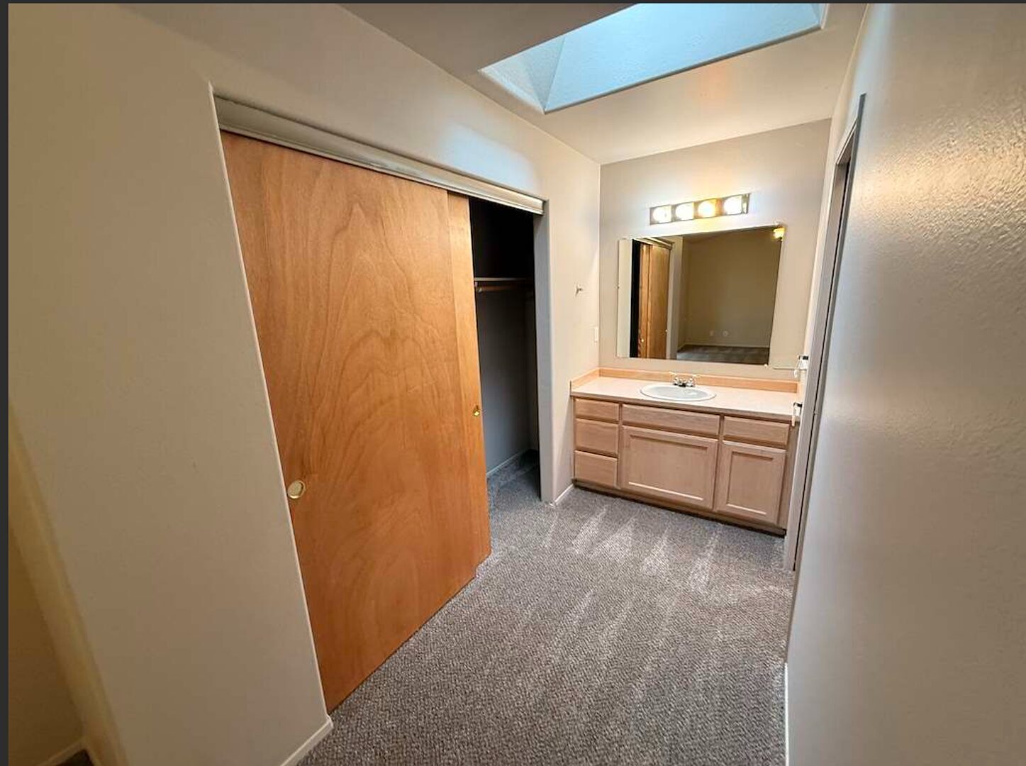 2950 NE Nikki Court Unit D - Bend - Oregon - 3 bed, 2.5 bath rental property