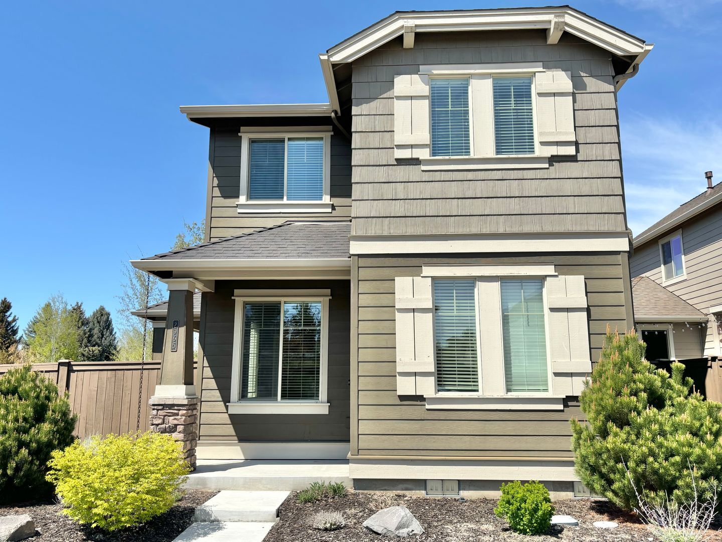 2965 SW Yew Park lane - Redmond - Oregon - 3 bed, 2 bath rental property