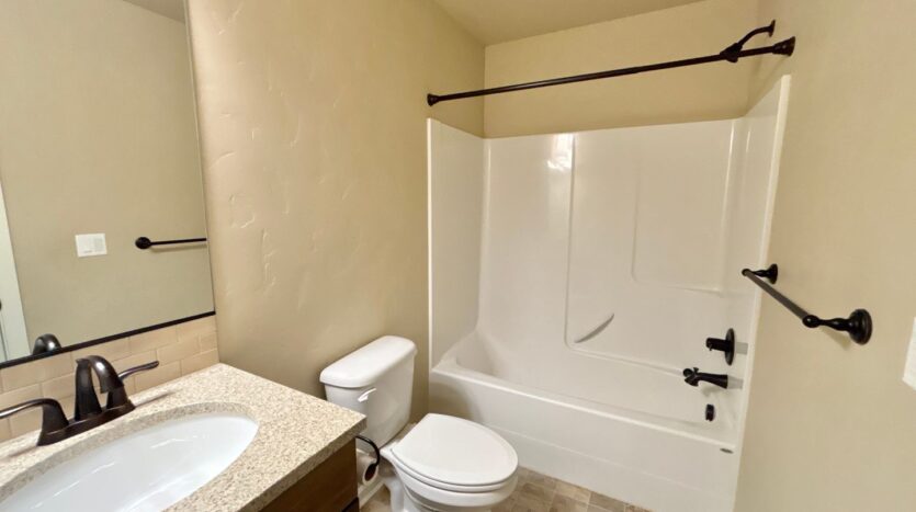 2965 SW Yew Park lane - Redmond - Oregon - 3 bed, 2 bath rental property