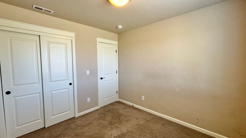 2965 SW Yew Park lane - Redmond - Oregon - 3 bed, 2 bath rental property