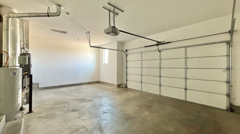 2965 SW Yew Park lane - Redmond - Oregon - 3 bed, 2 bath rental property