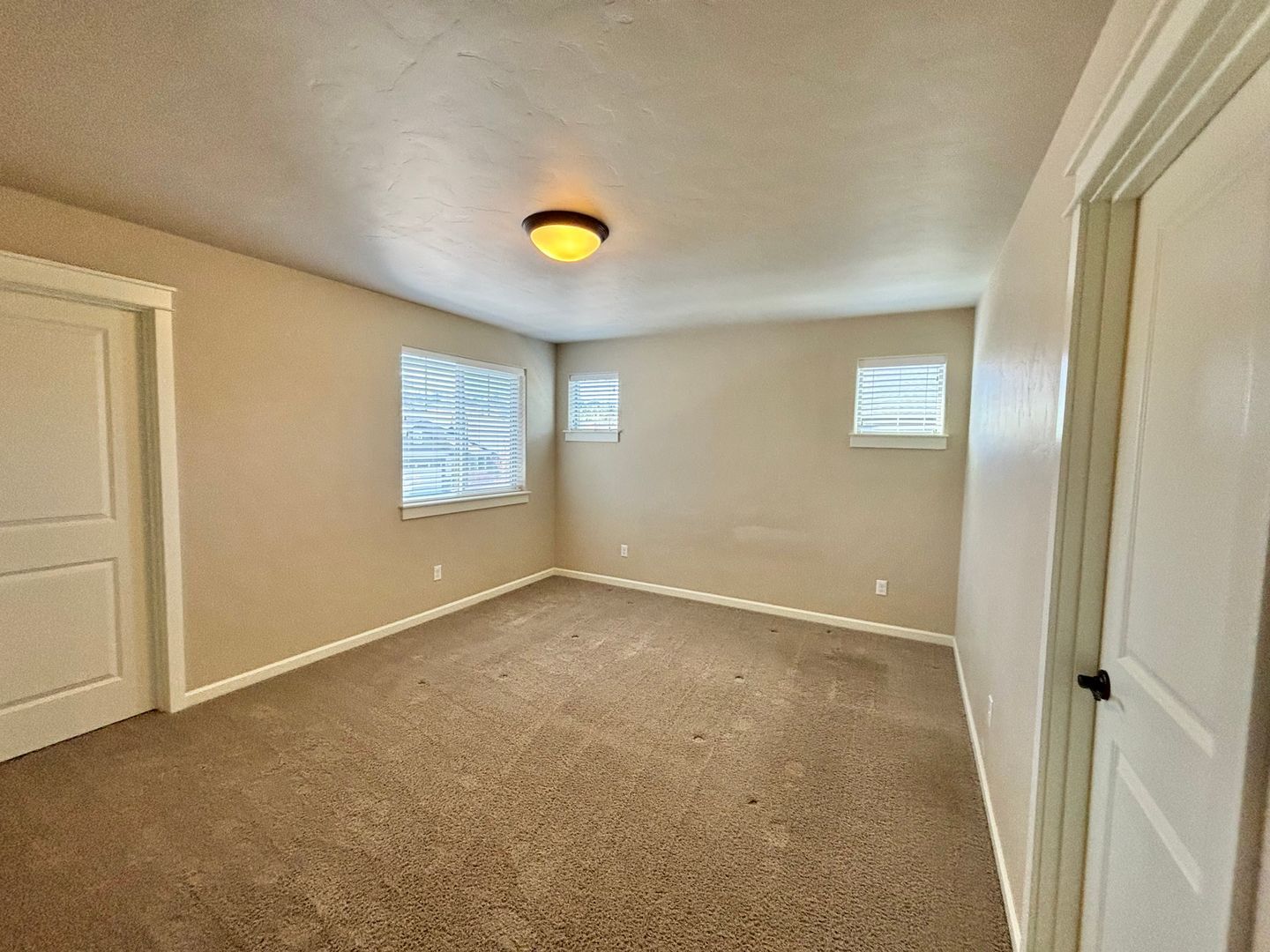 2965 SW Yew Park lane - Redmond - Oregon - 3 bed, 2 bath rental property
