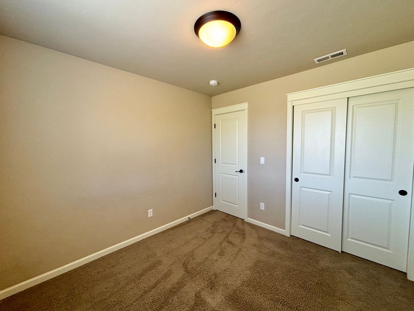 2965 SW Yew Park lane - Redmond - Oregon - 3 bed, 2 bath rental property