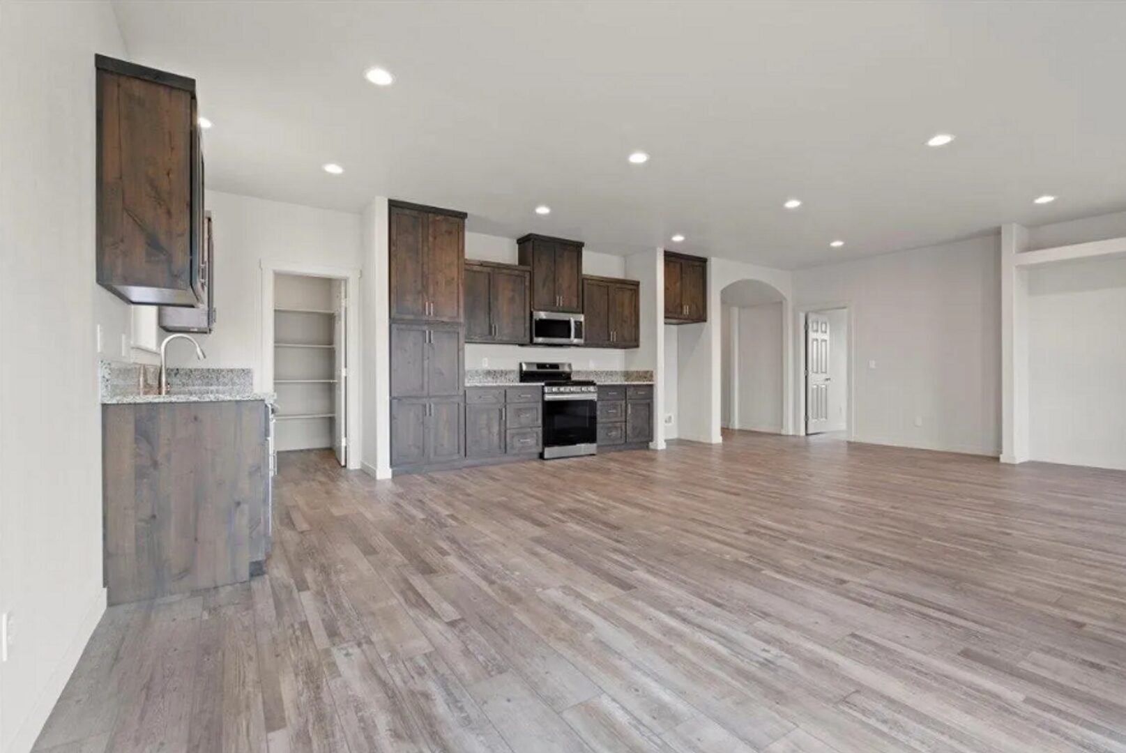 3257 NW Cedar Ave - Redmond - Oregon - 3 bed, 3 bath rental property
