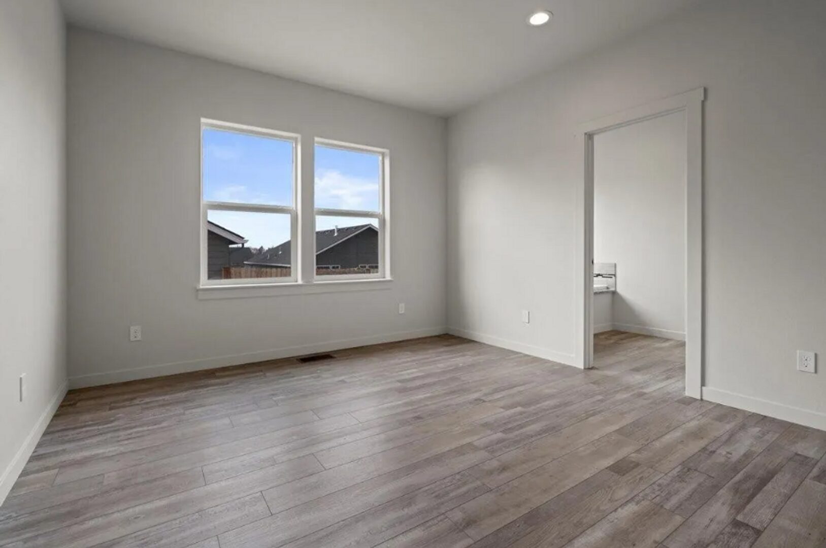 3257 NW Cedar Ave - Redmond - Oregon - 3 bed, 3 bath rental property