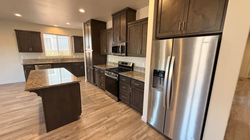 3257 NW Cedar Ave - Redmond - Oregon - 3 bed, 3 bath rental property