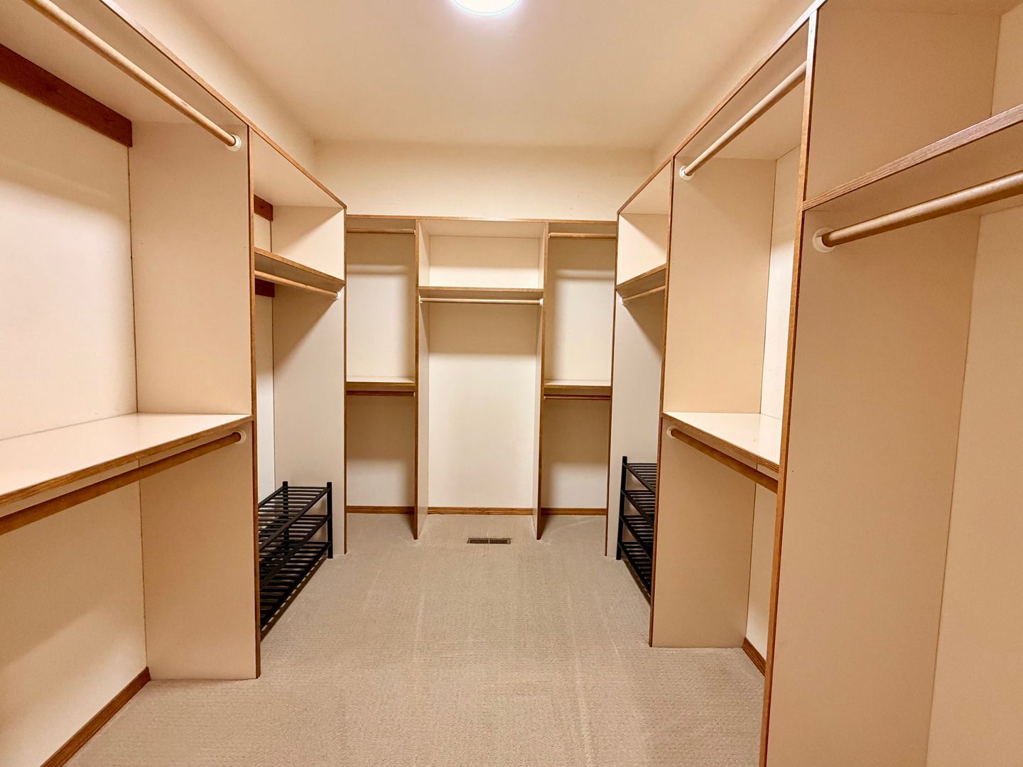 60785 Willow Creek Loop - Bend - Oregon - 2 bed, 2 bath rental property