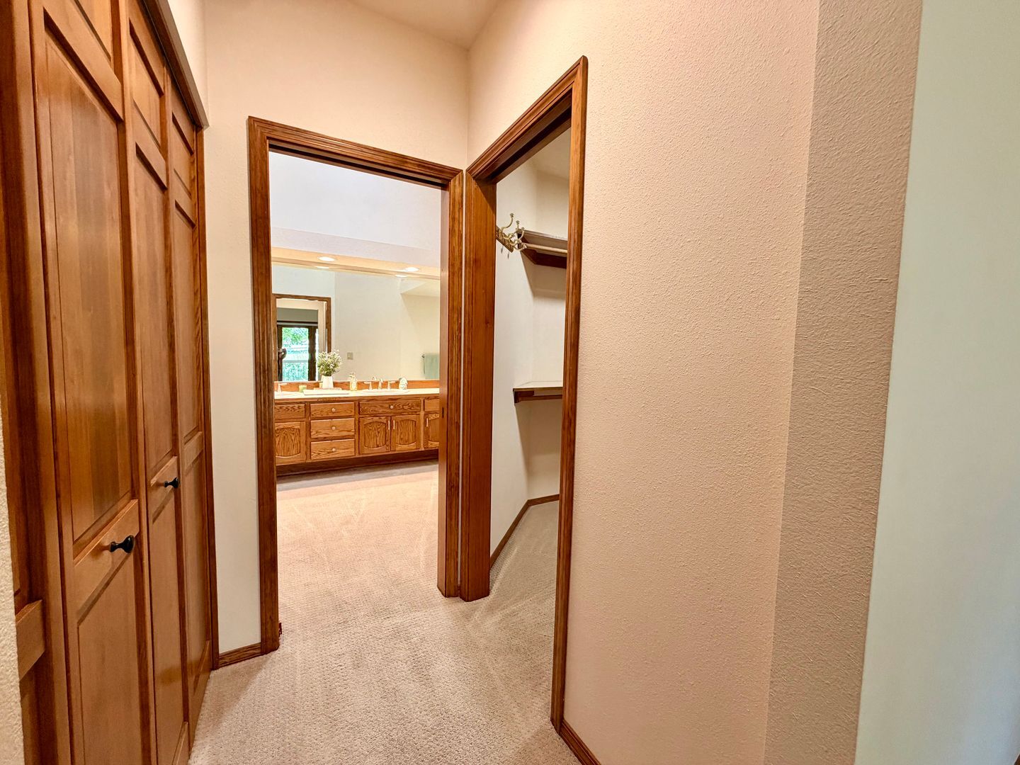 60785 Willow Creek Loop - Bend - Oregon - 2 bed, 2 bath rental property