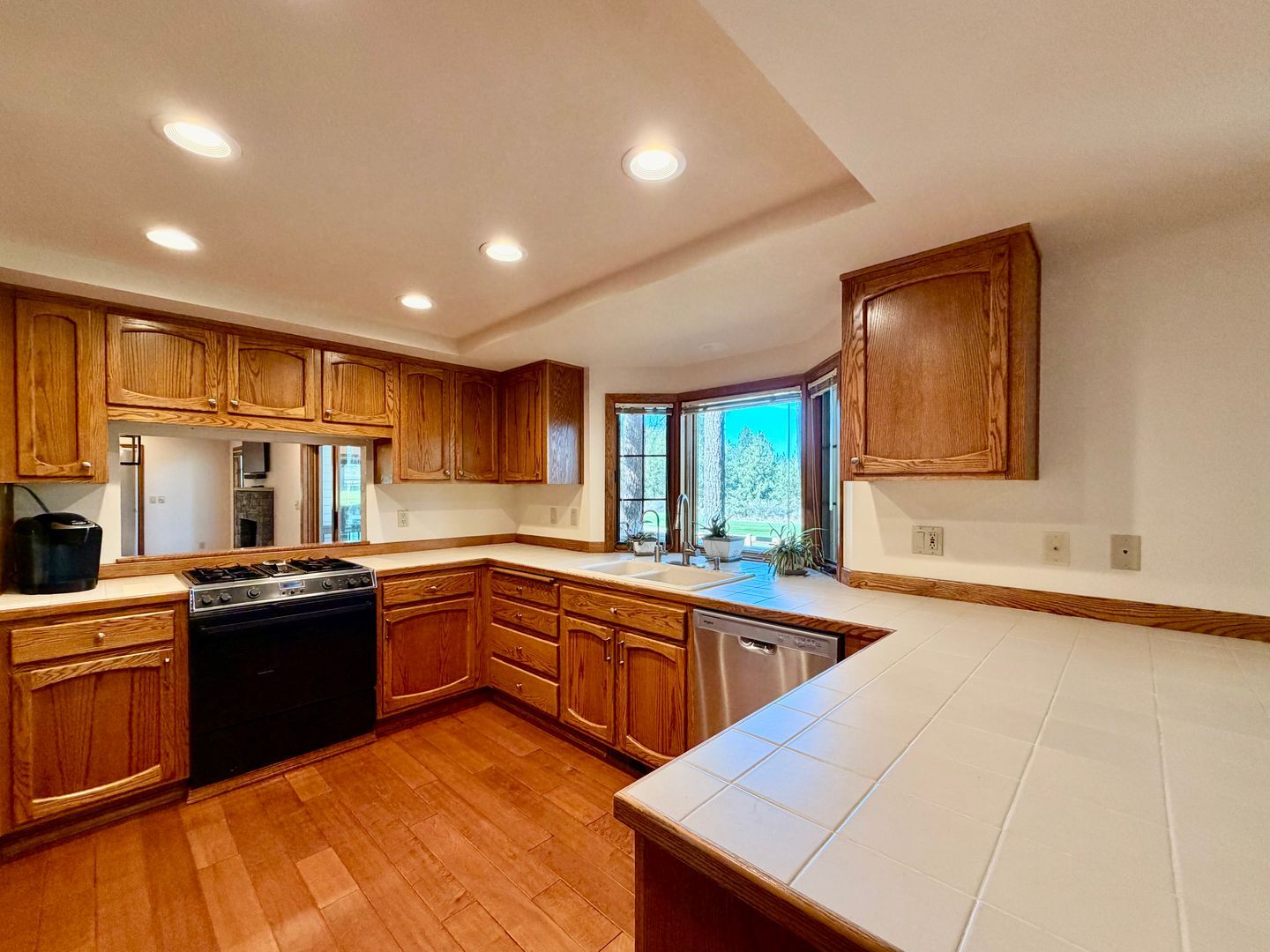 60785 Willow Creek Loop - Bend - Oregon - 2 bed, 2 bath rental property