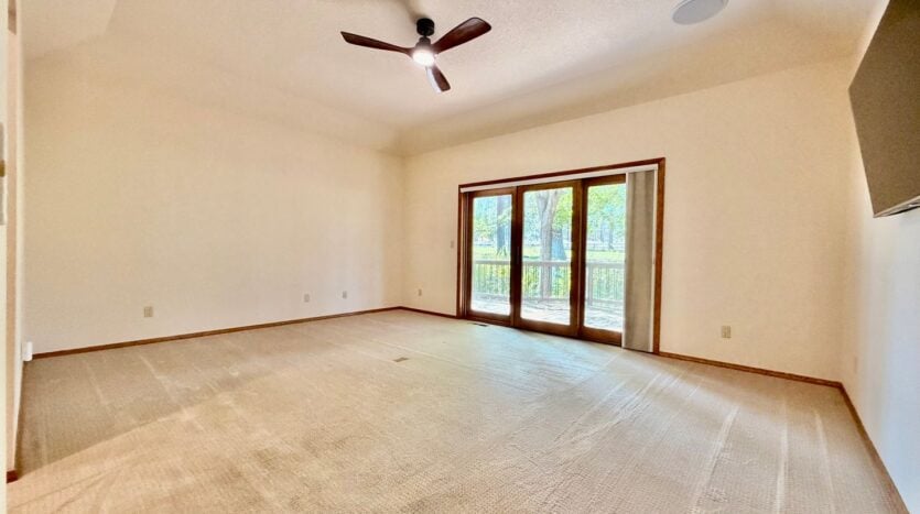 60785 Willow Creek Loop - Bend - Oregon - 2 bed, 2 bath rental property