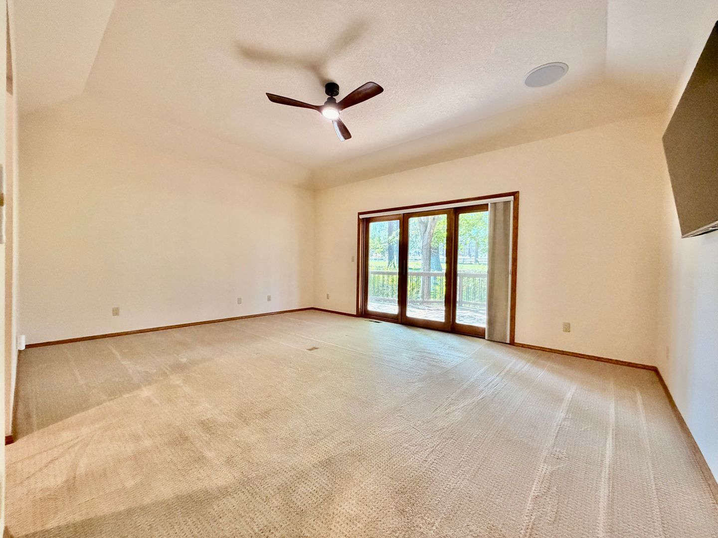 60785 Willow Creek Loop - Bend - Oregon - 2 bed, 2 bath rental property