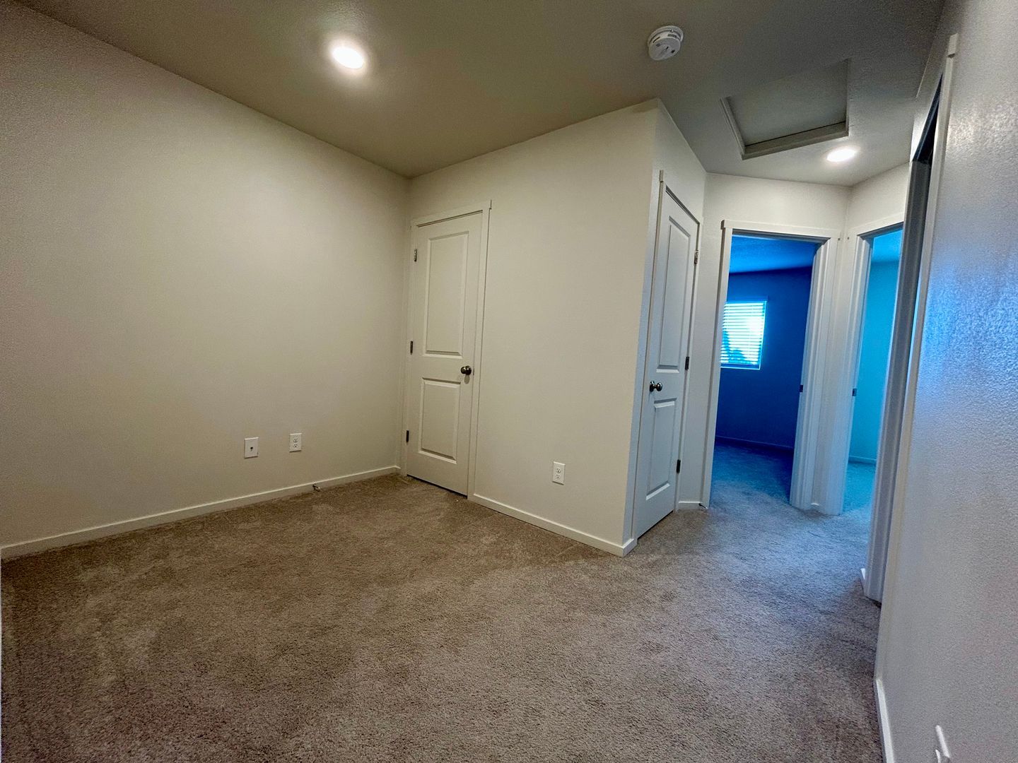 611 NE 72nd St - Vancouver - Washington - 3 bed, 2.5 bath rental property