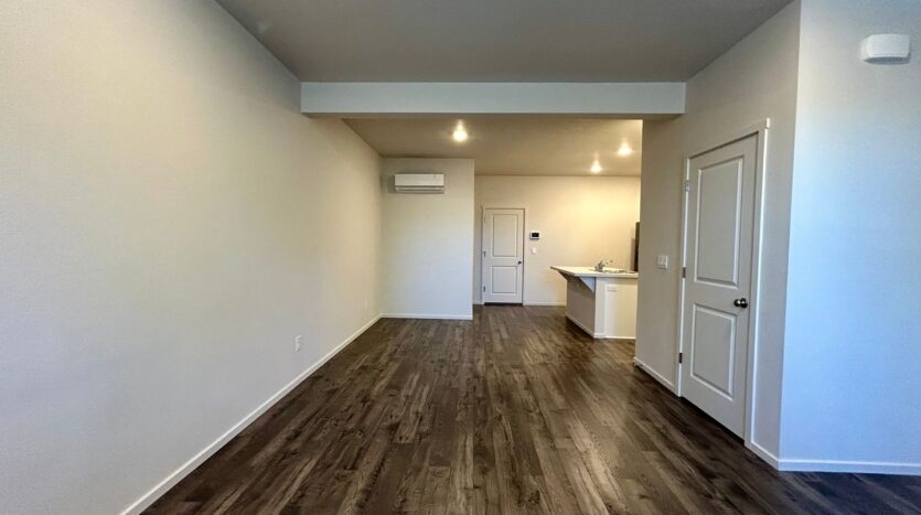 611 NE 72nd St - Vancouver - Washington - 3 bed, 2.5 bath rental property