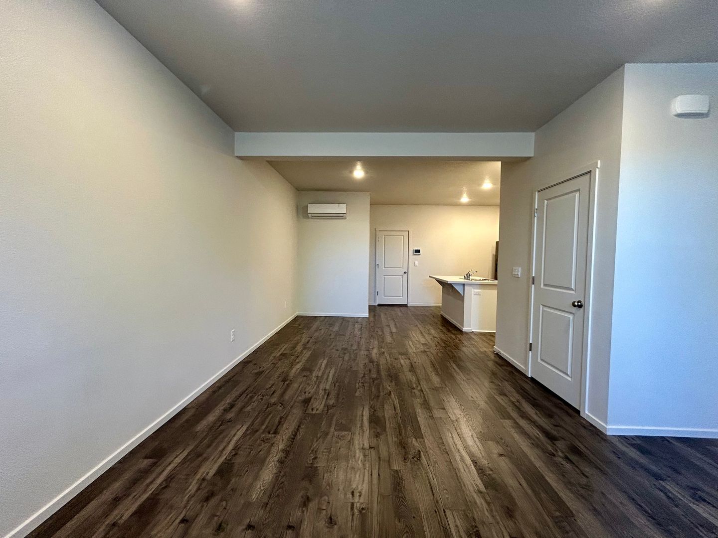 611 NE 72nd St - Vancouver - Washington - 3 bed, 2.5 bath rental property