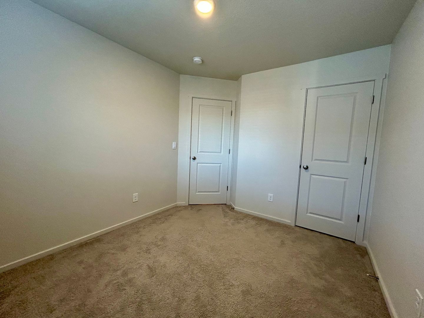 611 NE 72nd St - Vancouver - Washington - 3 bed, 2.5 bath rental property