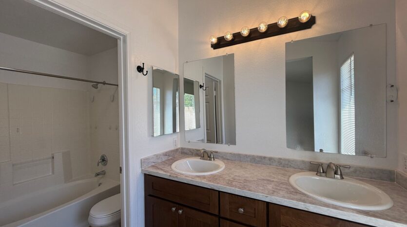 6124 Malaga Ct. - Palmdale - California - 4 bed, 2 bath rental property