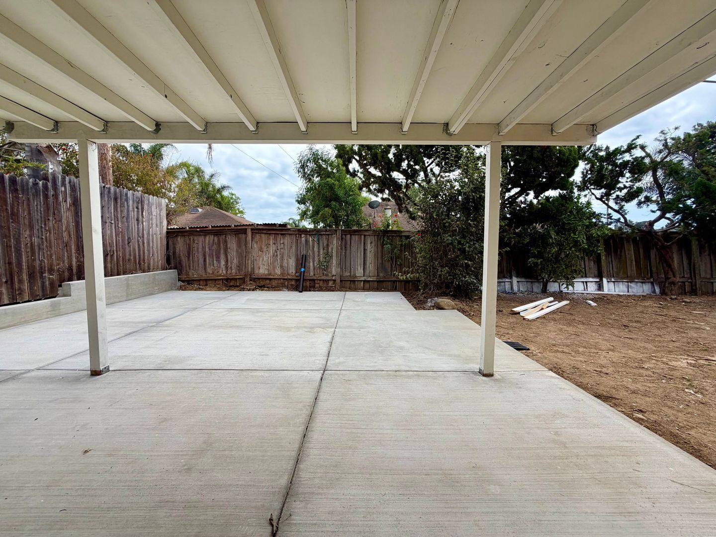 7616 Dartmoor Ave - Goleta - California - 4 bed, 2 bath rental property