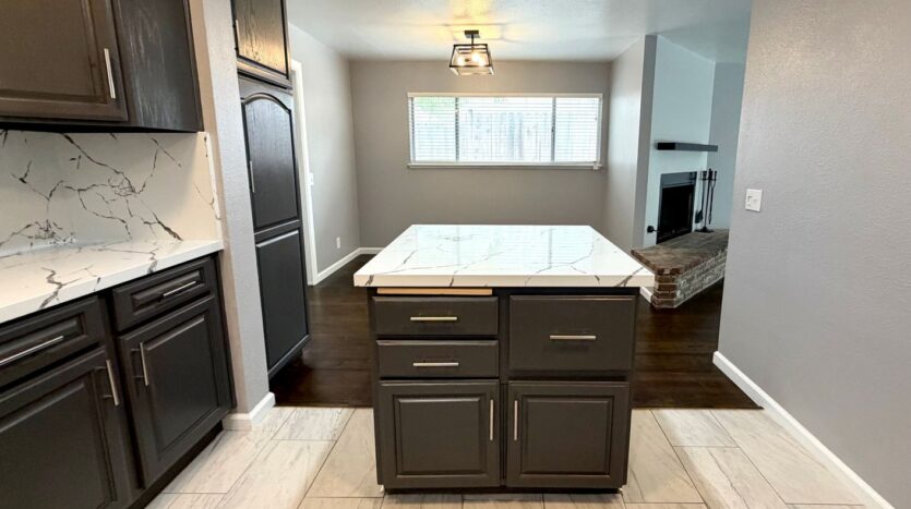 7616 Dartmoor Ave - Goleta - California - 4 bed, 2 bath rental property