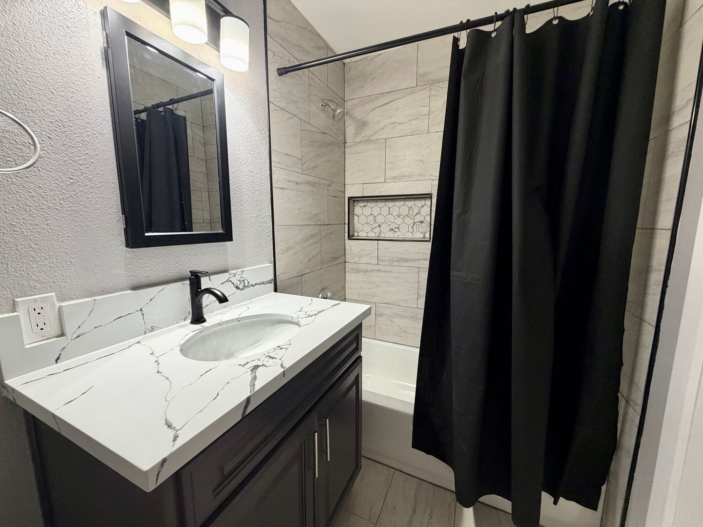 7616 Dartmoor Ave - Goleta - California - 4 bed, 2 bath rental property