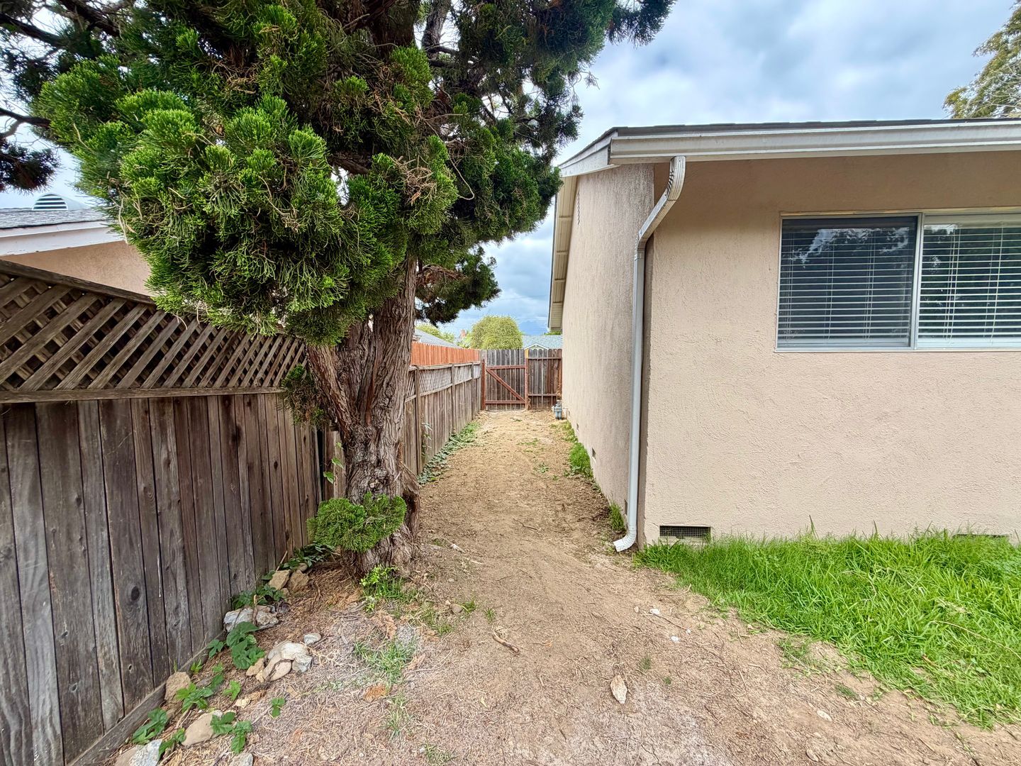 7616 Dartmoor Ave - Goleta - California - 4 bed, 2 bath rental property