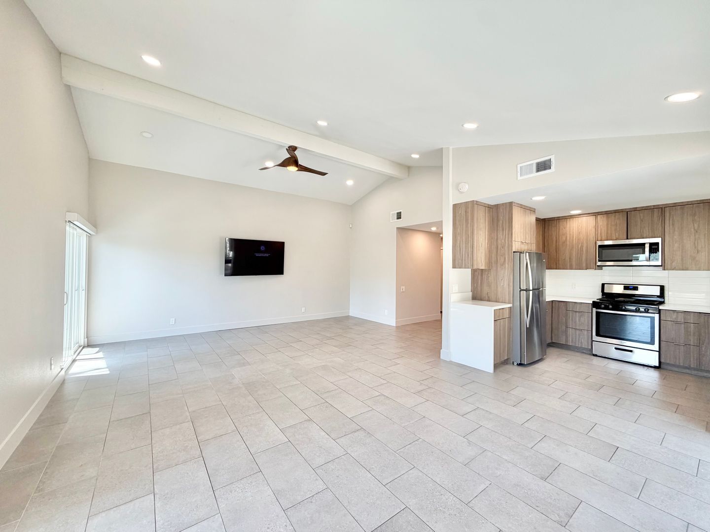 835 Nueva Vista - Palm Springs - California - 3 bed, 2 bath rental property