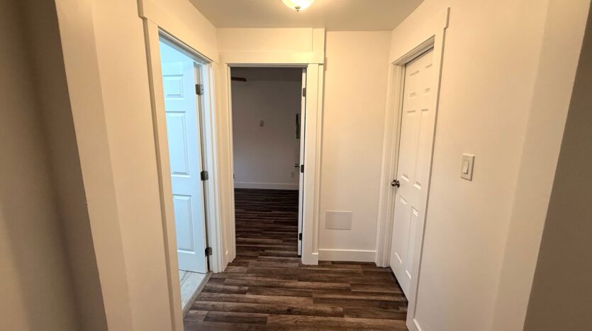 905 SW Pelton Pl - Bend - Oregon - 2 bed, 1 bath rental property