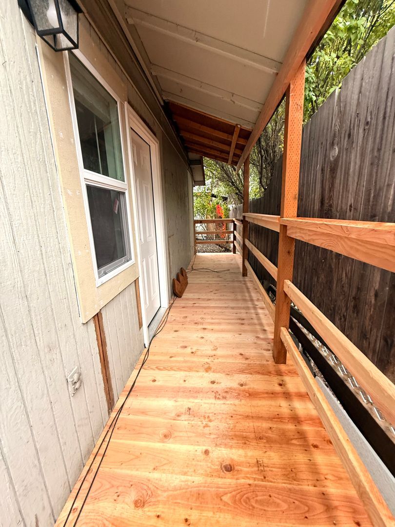 905 SW Pelton Pl - Bend - Oregon - 2 bed, 1 bath rental property