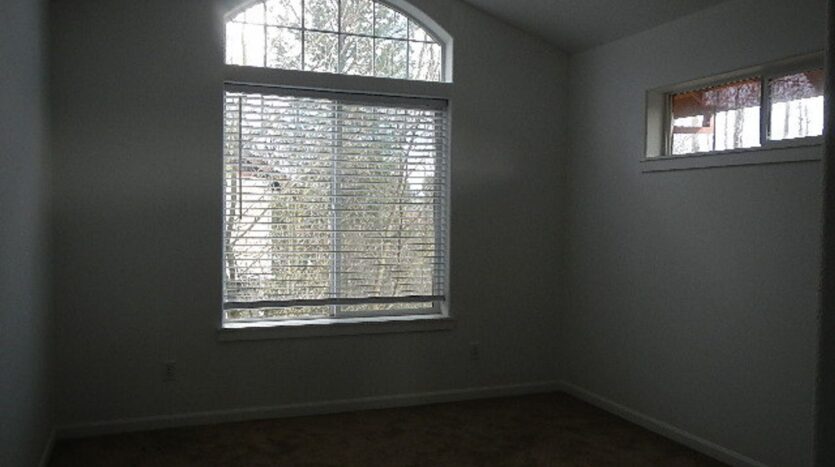 16270 SW Gage Lane - Beaverton - Oregon - 3 bed, 2.5 bath rental property