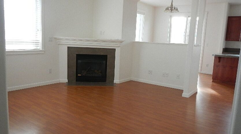16270 SW Gage Lane - Beaverton - Oregon - 3 bed, 2.5 bath rental property