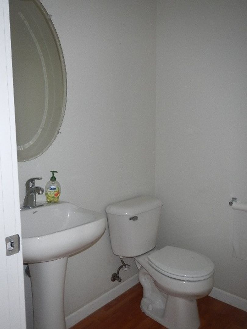 16270 SW Gage Lane - Beaverton - Oregon - 3 bed, 2.5 bath rental property