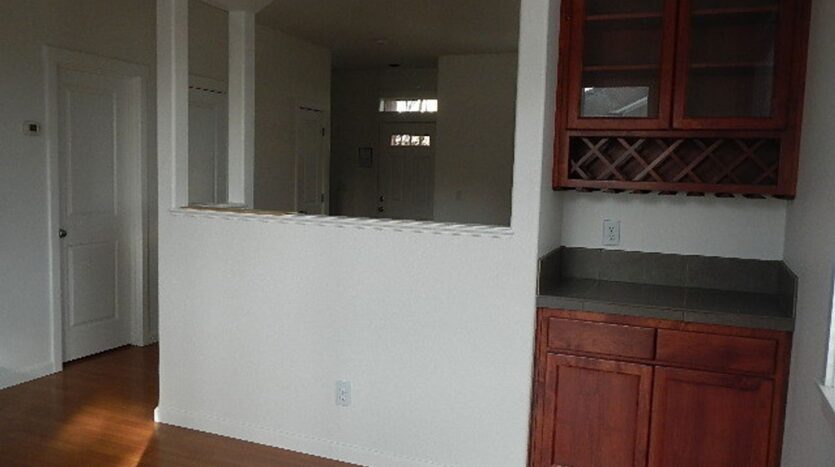 16270 SW Gage Lane - Beaverton - Oregon - 3 bed, 2.5 bath rental property